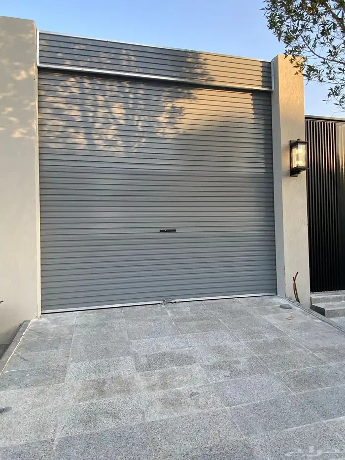 اعمال انستا رول اب دورز و قطع الغيار لدينا